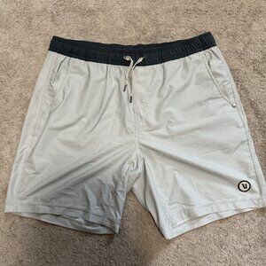Vuori Men's Kore Short - XL - 8" Inseam - Unlined - Neptune Stripe